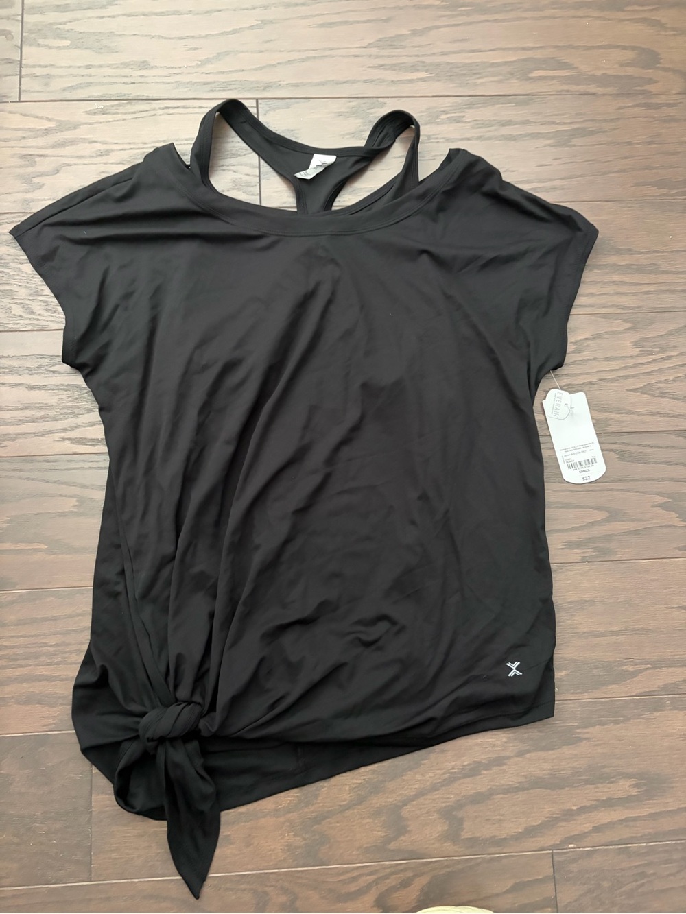 New - women’s Xersion top, size small